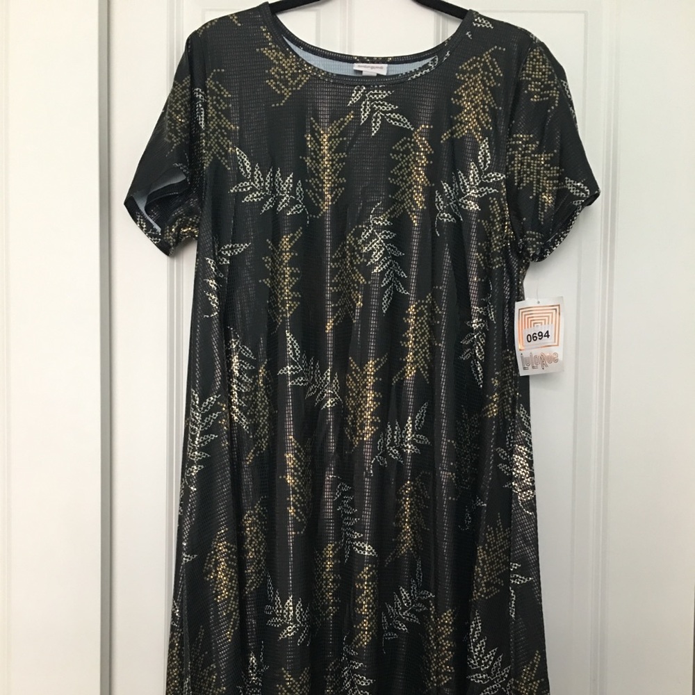 LulaRoe Elegant Carly